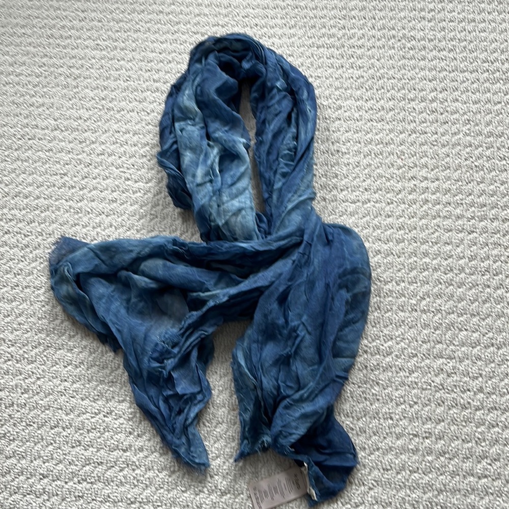 Blue tones pashmina